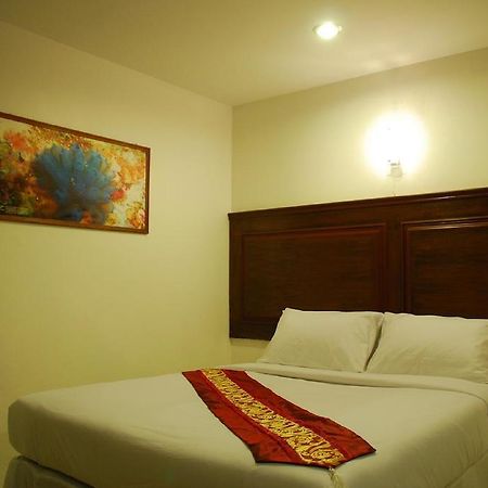 Patong Budget Rooms Екстер'єр фото