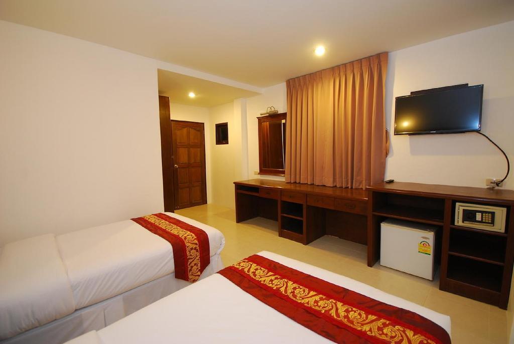 Patong Budget Rooms Екстер'єр фото