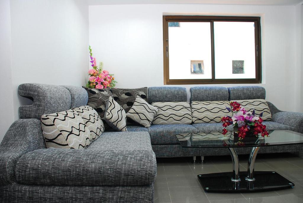Patong Budget Rooms Екстер'єр фото